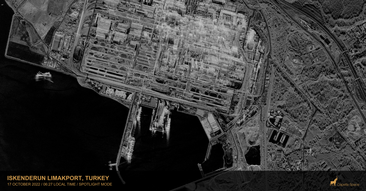 Iskenderun Limakport, Turkey in SAR imagery